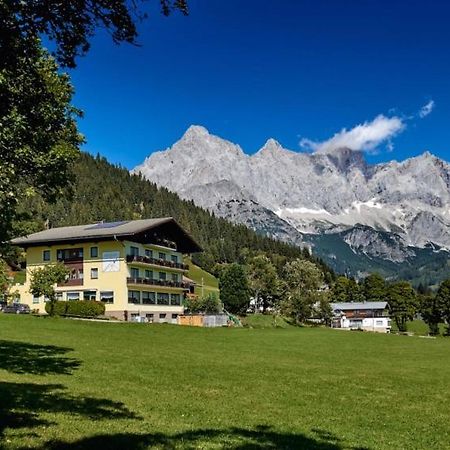 Hotel Bergglueck Filzmoos Bagian luar foto