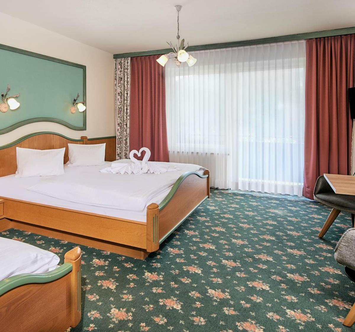 Hotel Bergglueck Filzmoos Bagian luar foto